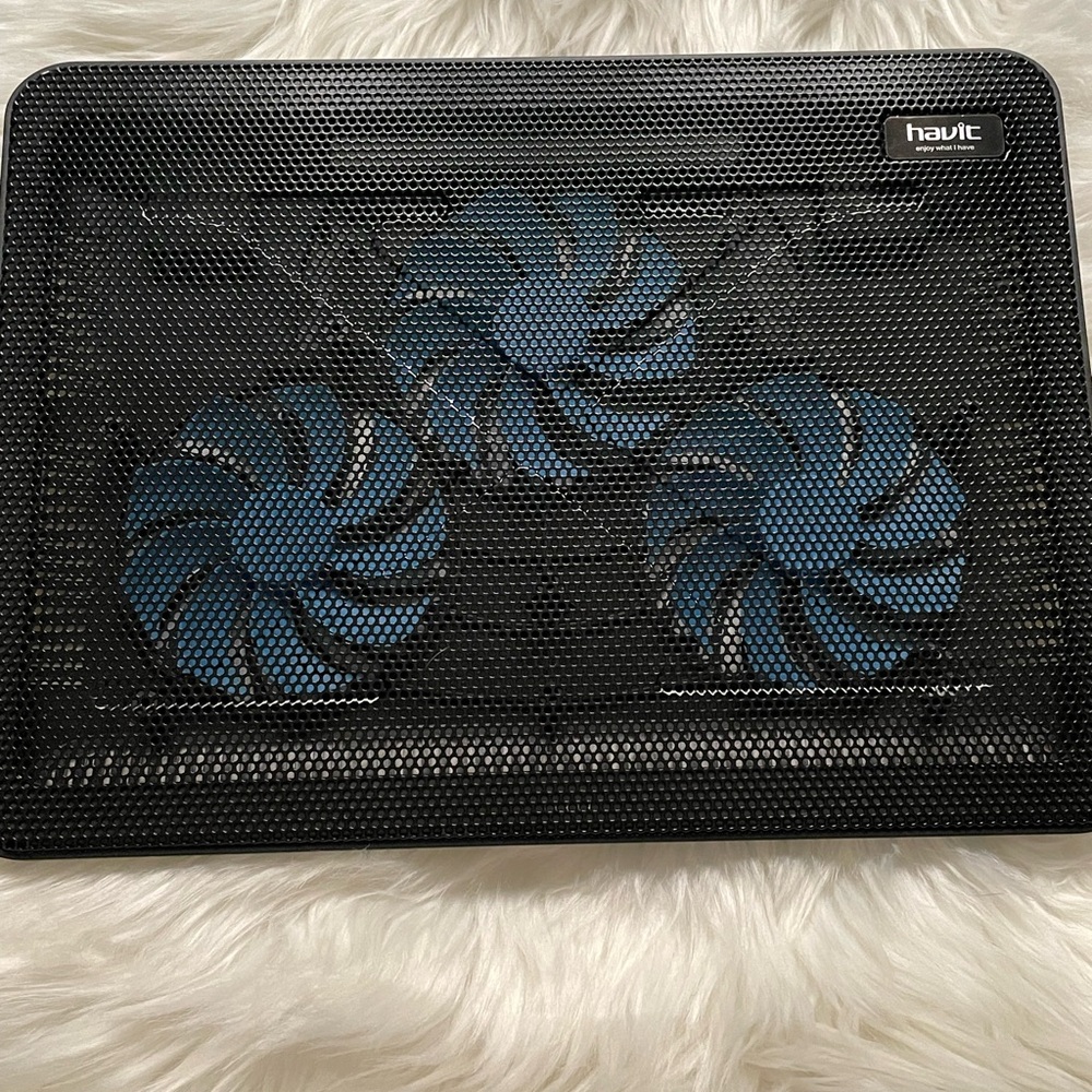 Havit Black Mesh Laptop Cooling Pad